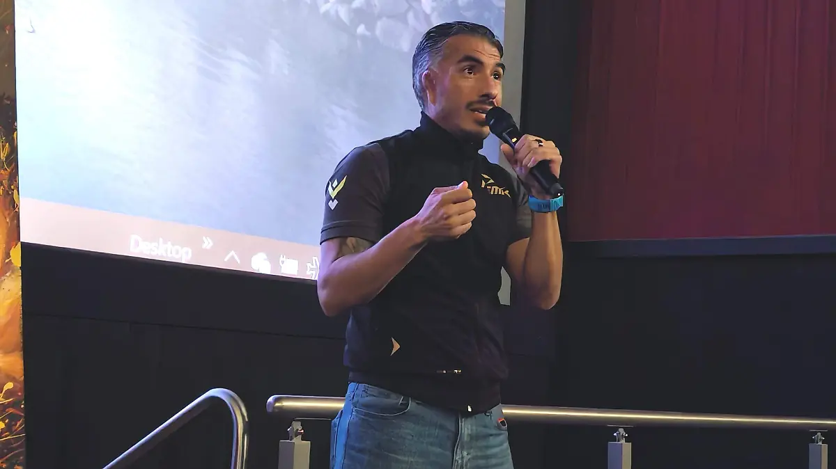 Héctor “El Capi” Torres estrenó el documental “Respira”