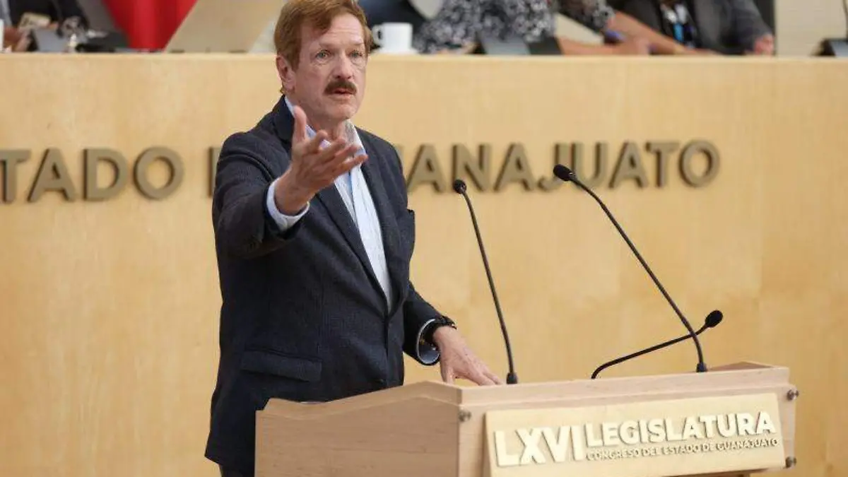 Juan Carlos Romero Hicks, diputado local del PAN