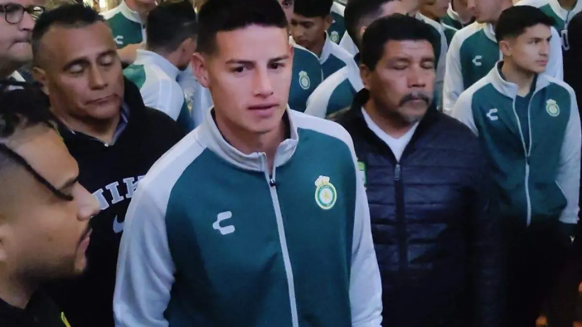 WhatsApp Image 2025-01-24 at 9.45.52 PM (1).jpeg