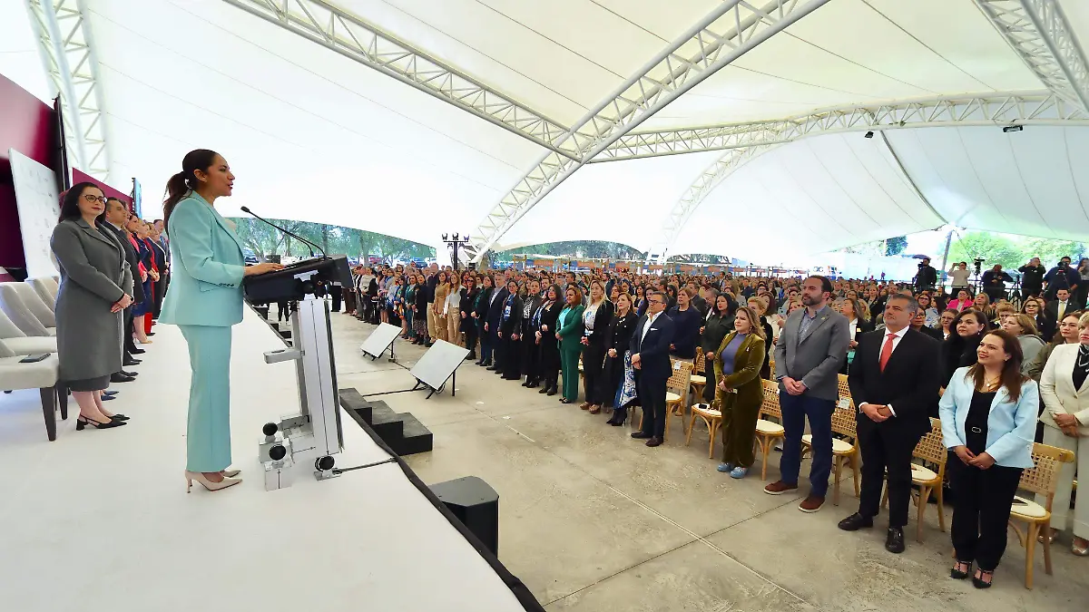 Cumbre Nacional de Economía y Turismo 2025