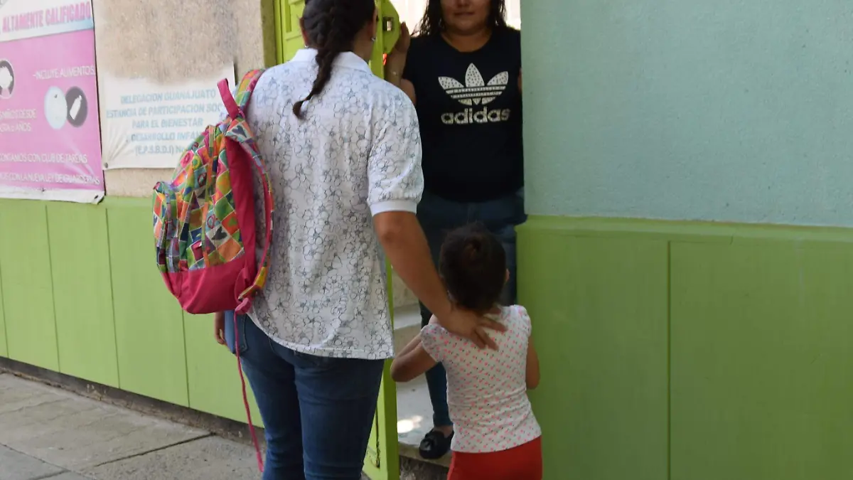 f carmona guarderia nocturna