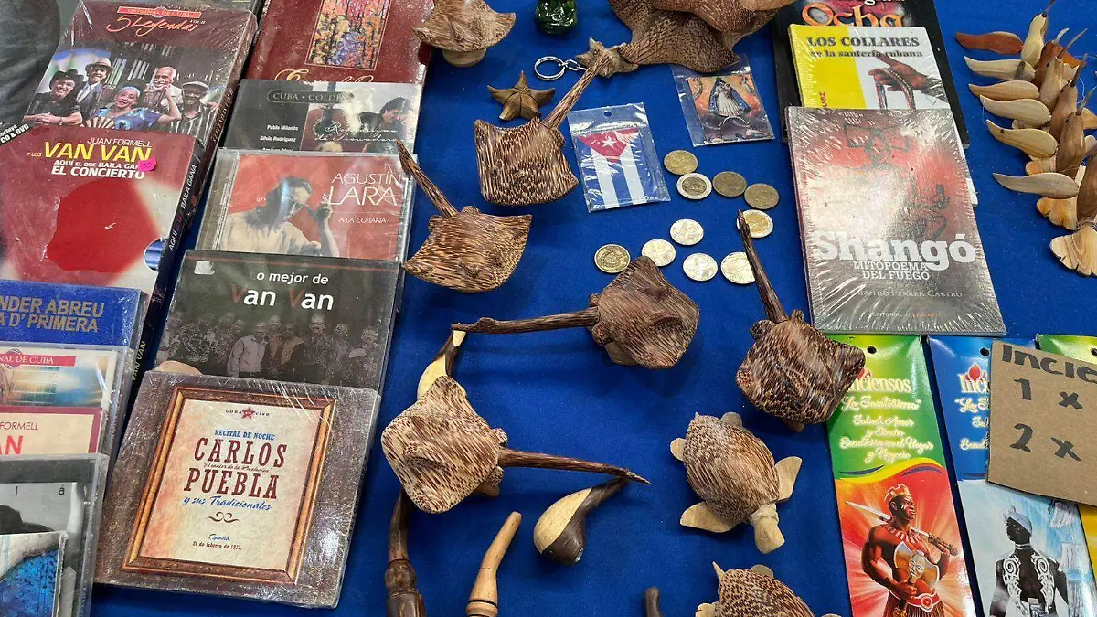 En 1990 llegó Elena a la ciudad de León buscando un espacio para que los mexicanos conectaran con los cubanos 