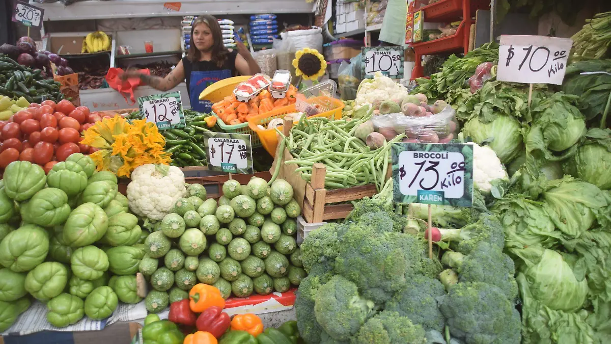¿Mil pesos a la semana y no alcanza? Familias en León batallan para completar la canasta básica debido al aumento de precios