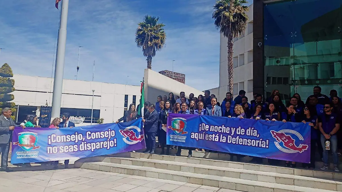 GUANAJUATO – DEFENSORES PÚBLICOS DENUNCIAN QUE LES BAJARON SU SUELDO3