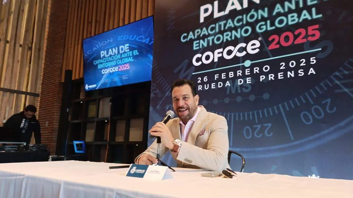 Luis Rojas Ávila, director de la Coordinadora de Fomento al Comercio Exterior (COFOCE)