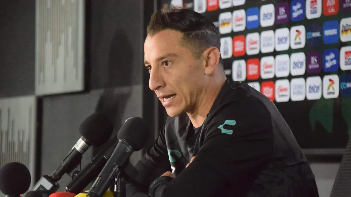 ANDRES GUARDADO (1)