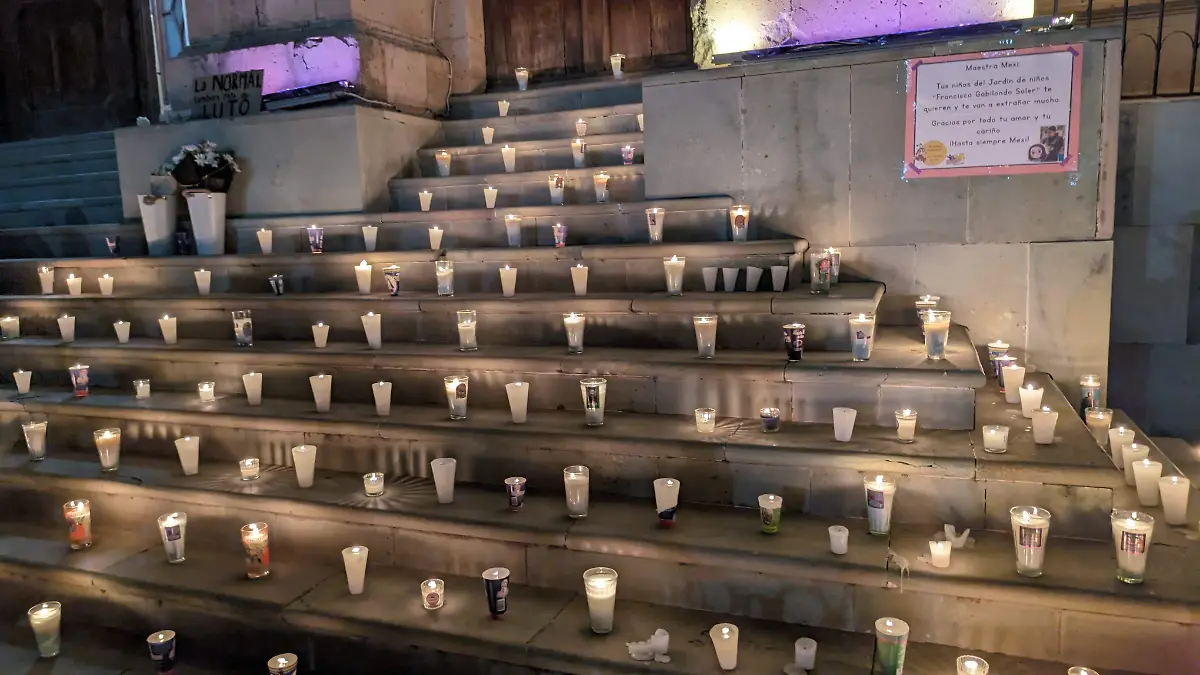 GUANAJUATO- La UG convoca a un homenaje en memoria de los estudiantes fallecidos en accidente automovilístico (2).jpeg