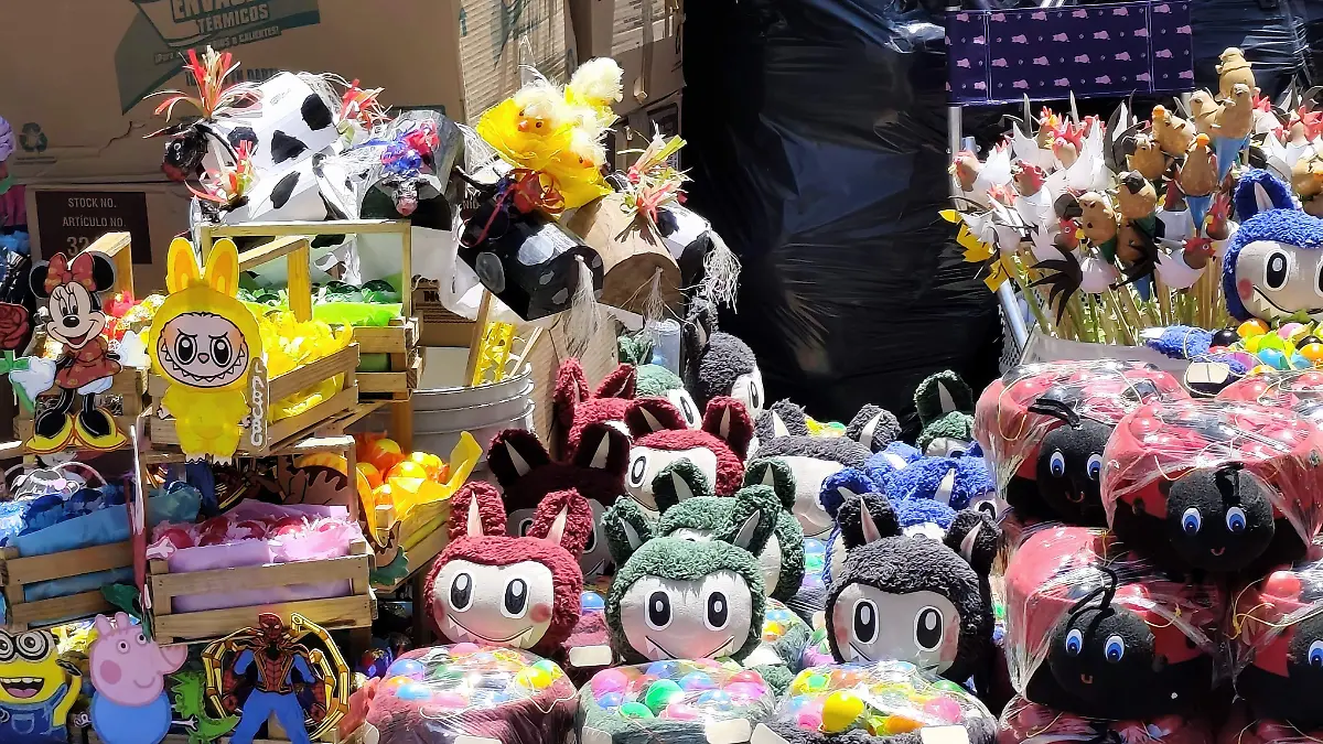 Artesanía y color inundan el Día de las Flores en Guanajuato capital 