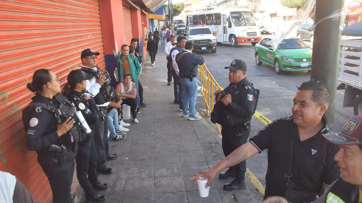 F CARMONA COMERCIANTES (25).JPG