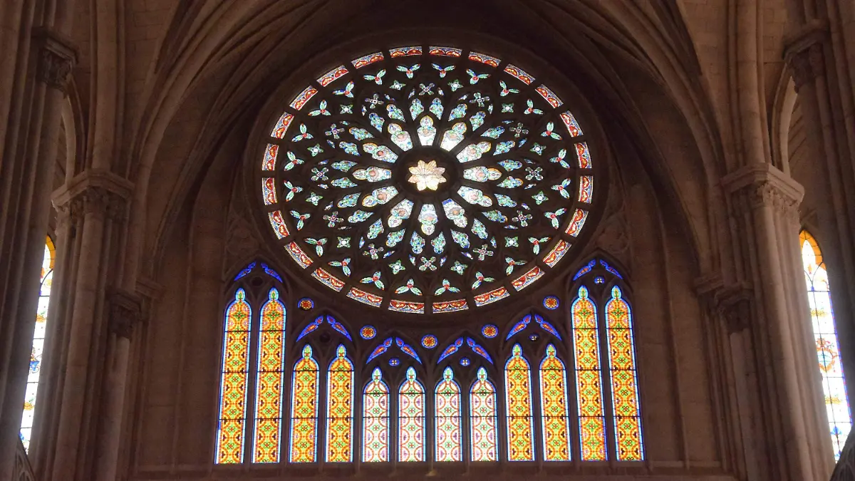 Vitrales del Expiatorio 