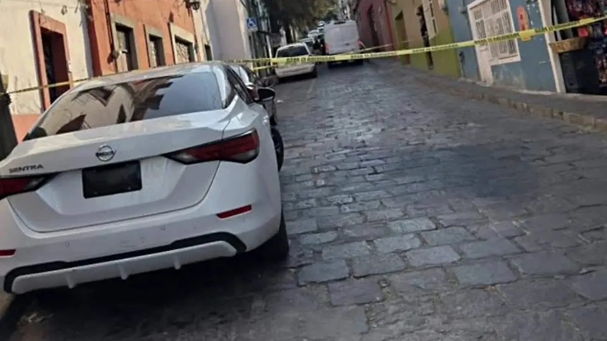 Muere taxista en su vehículo por un paro cardiaco 2