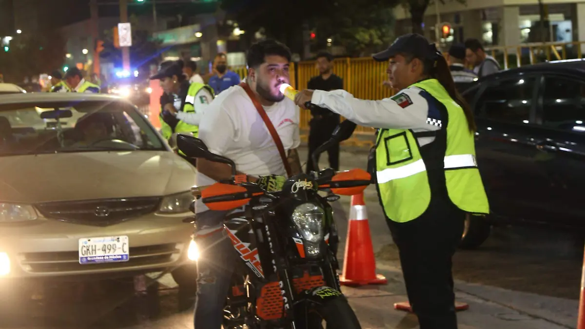 69 detenidos por alcoholimetro (1)