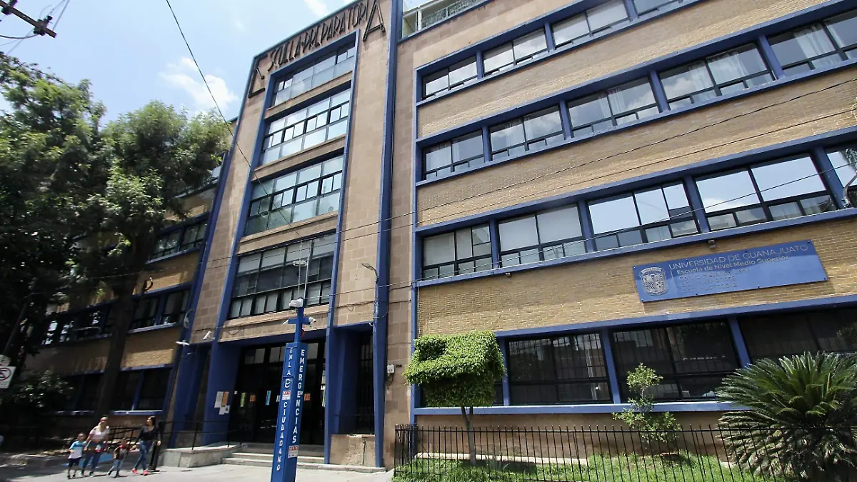 1-FCO MEZA - PREPARATORIA (2)