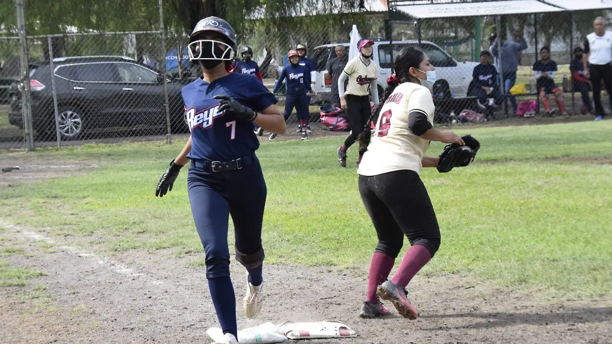 1-F CARMONA SOFBOL (13)