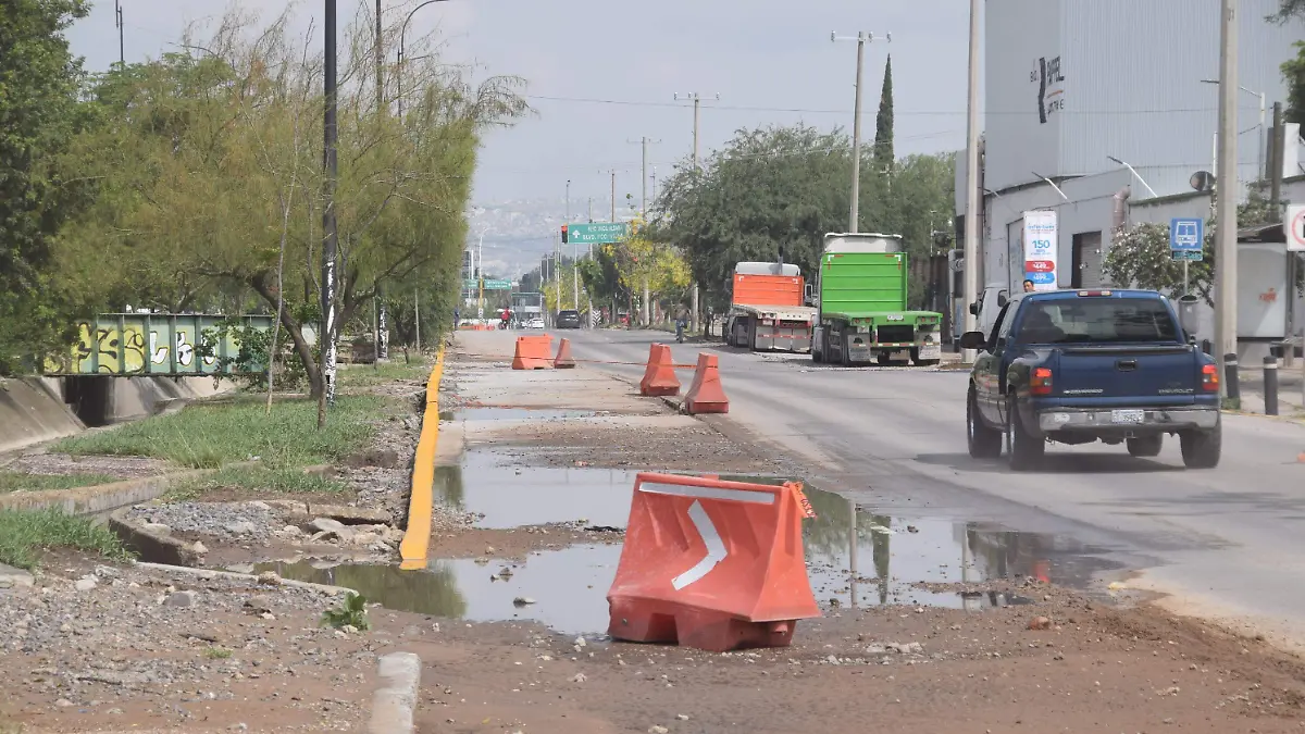 F CARMONA HUNDIMIENTO  TIMOTEO OBRA 