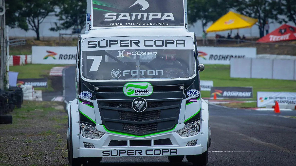 Los poderosos tractos brindaron un espectáculo sinigual con una prueba bastante reñida