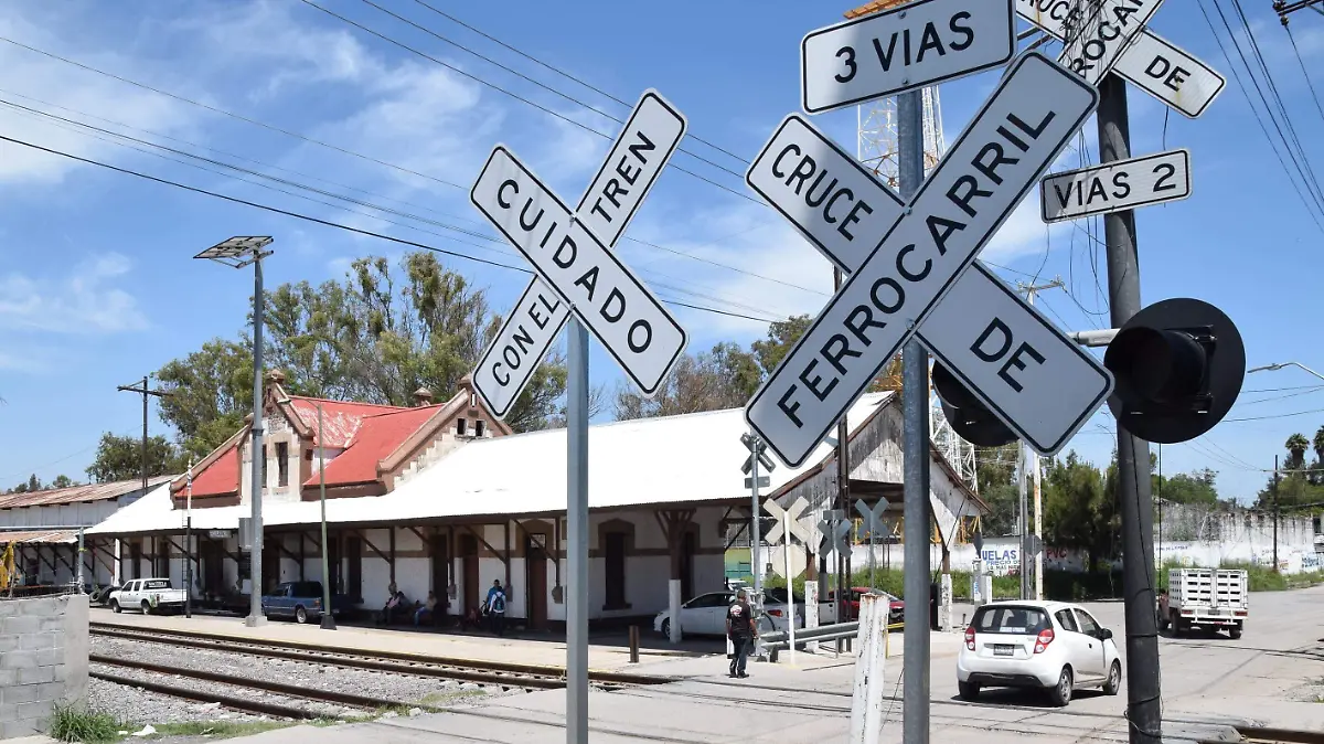 f carmona tren interurbano (1)