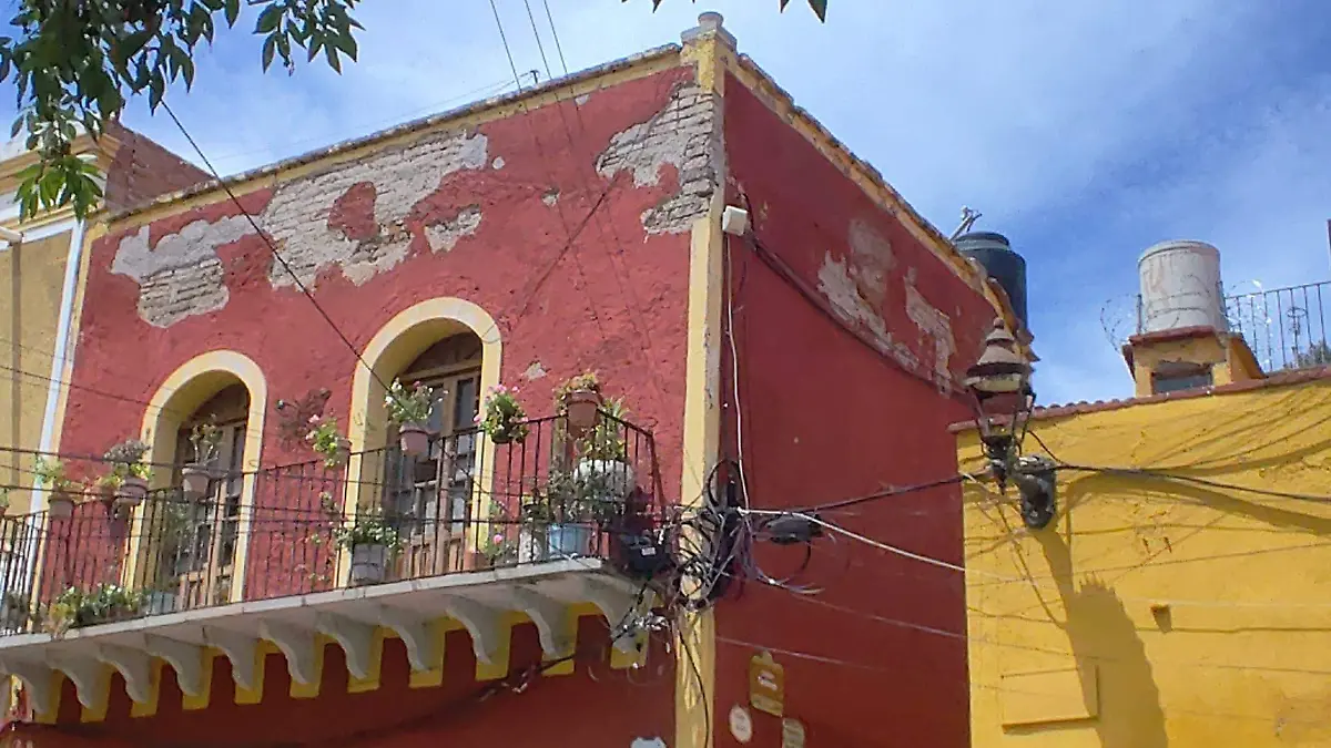 Detectan 4 zonas con riesgo de colapso por construcciones antiguas