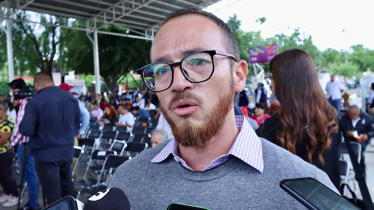 FCO MEZA- CARLOS TELLEZ LINEA DE FUEGO