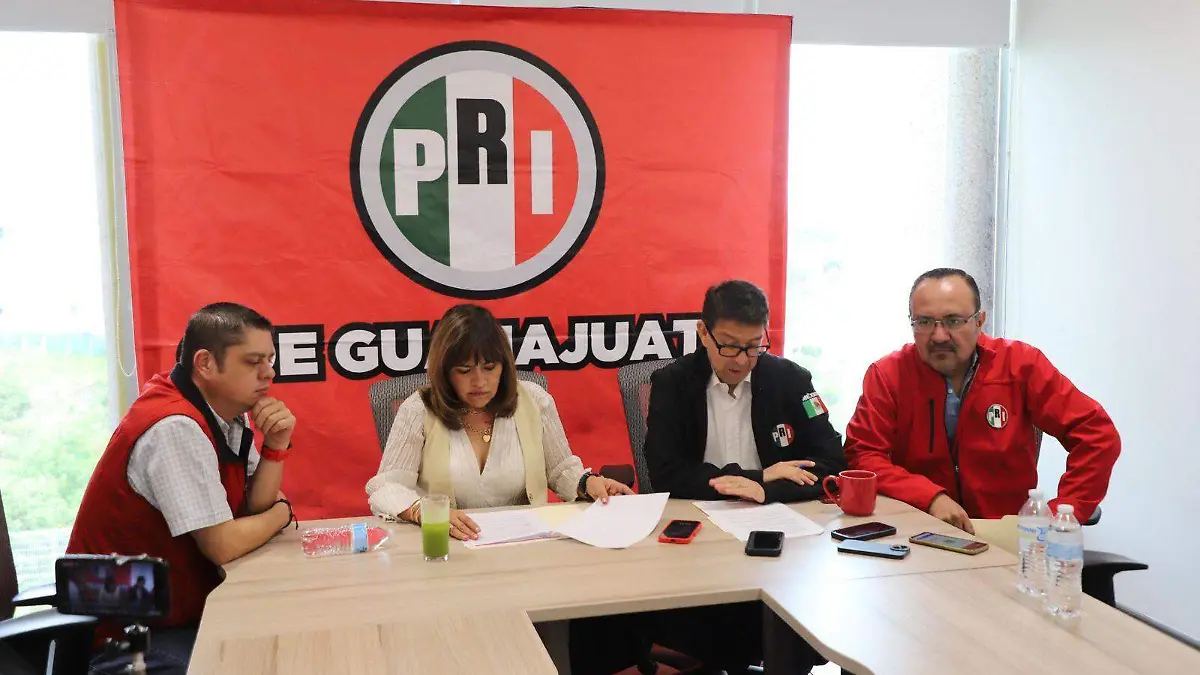 Guanajuatenses saturan hospitales estatales por la desconfianza al sistema de salud federal