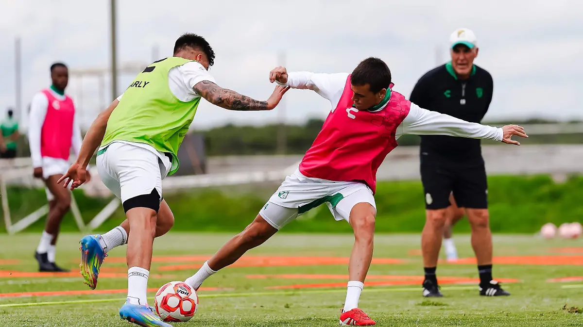 Cortesia Club Leon Pretemporada (3)