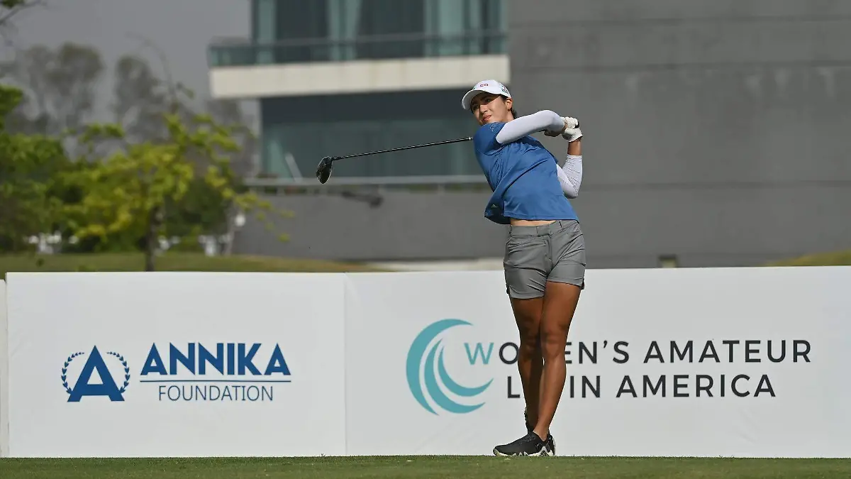 LAUREN OLIVARES (9) (1) (1) (1)