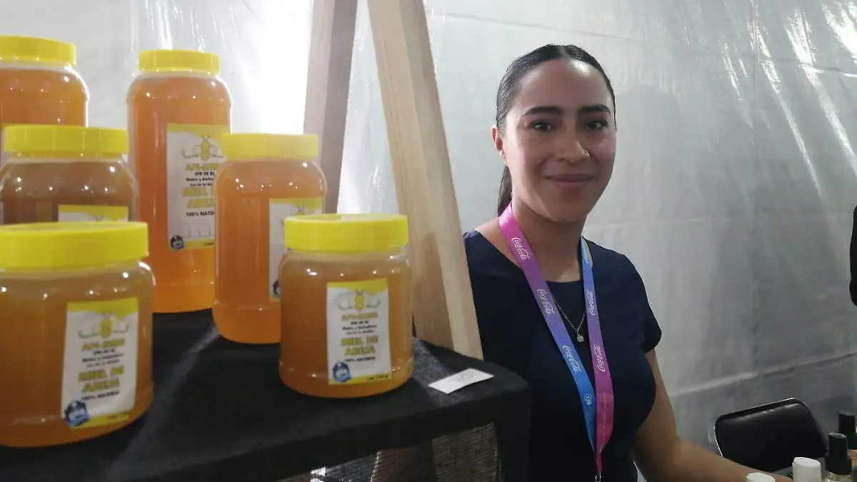 Lisbeth Mariela de API-EMBE Los de la Abejita