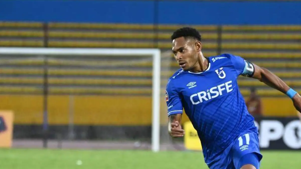 Díaz viene de ser el mejor goleador de la Copa Oro con el seleccionado canalero