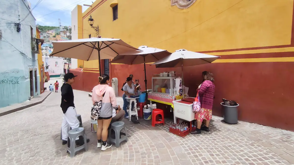 Las Güeras de San Roque: 42 años de historia, tradición y sabor en el corazón de Guanajuato.