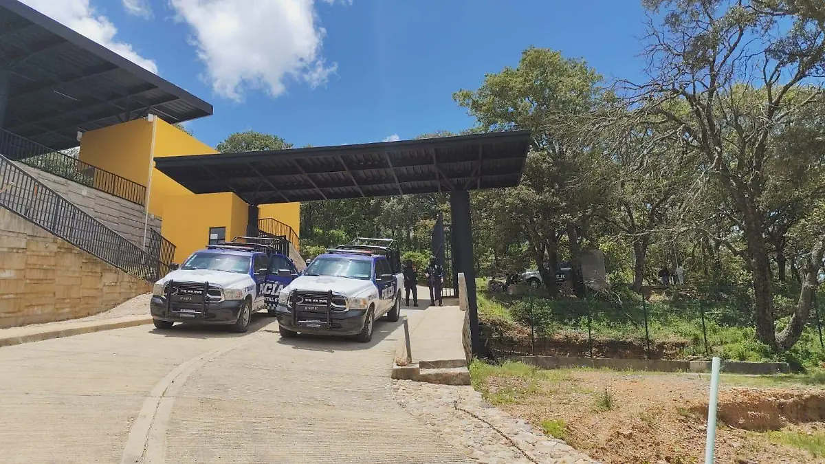 FGR realiza operativo en fraccionamiento “La Cucursola” por presuntos delitos ambientales23