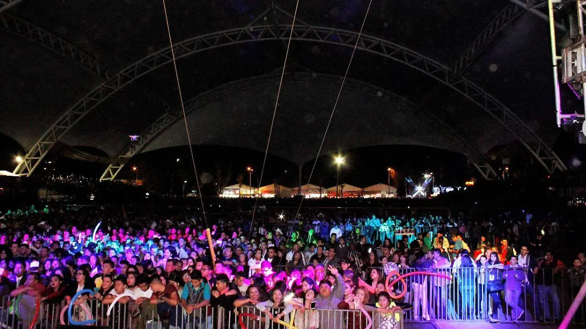 VELARIA DE LA FERIA (AREA CONCIERTOS)