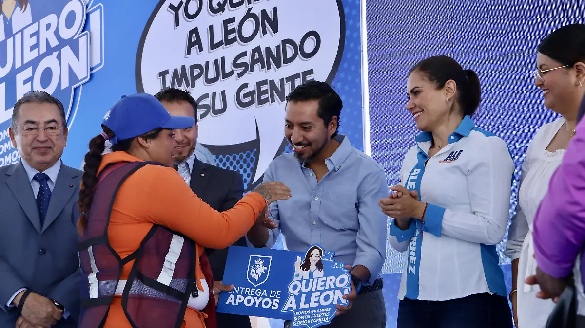 Tarjeta de apoyo “Yo quiero a León”