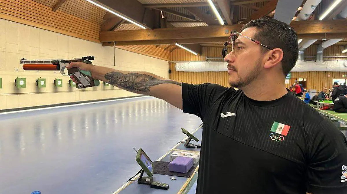 Carlos González inicia un nuevo ciclo como representante de Guanajuato