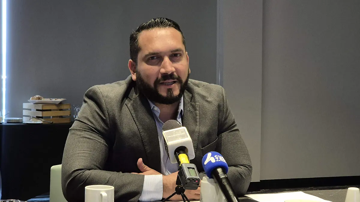 Arturo González Palomino AMDA