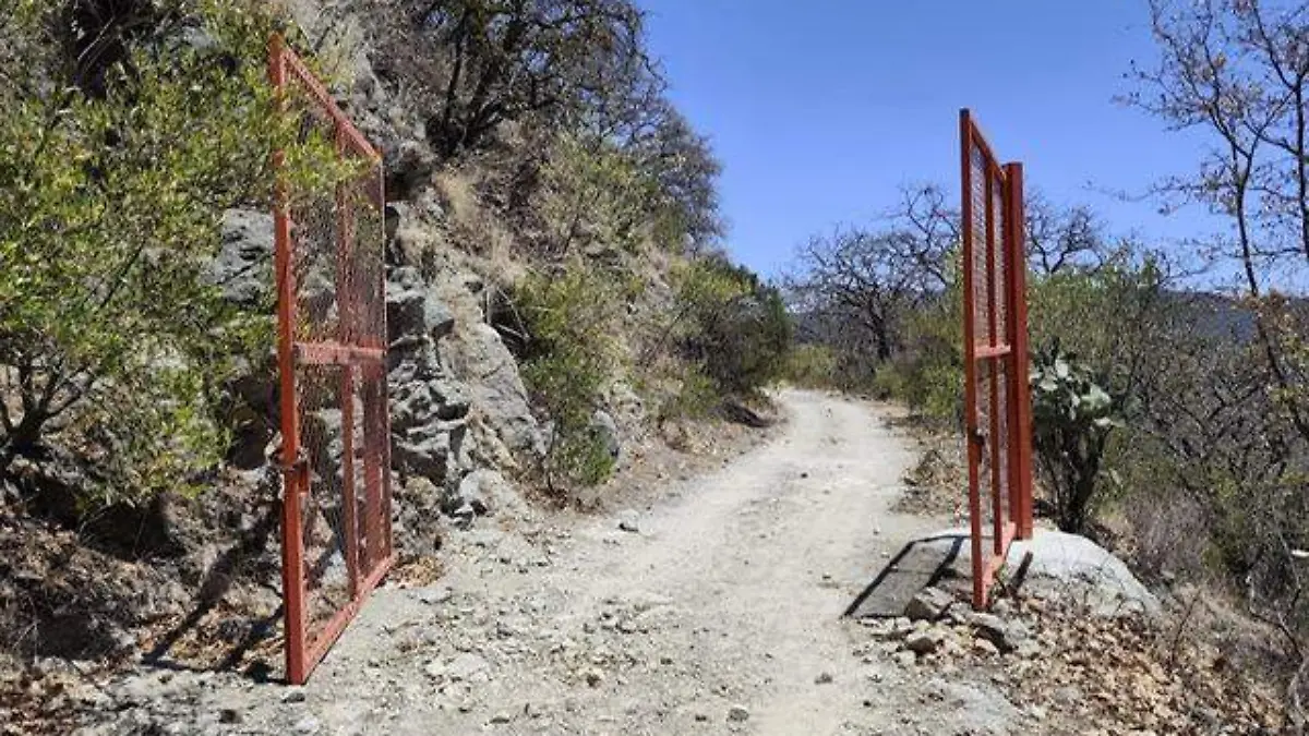 No hay sobreprecio en las escrituras del camino de Los Mexicanos de la capital (1)