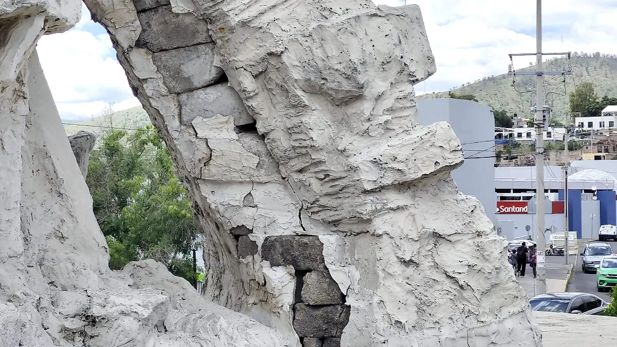 Insisten en la urgente restauración de la glorieta
