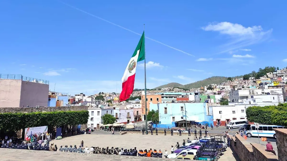 Guanajuato – Inician las actividades por el mes patrio en la capital