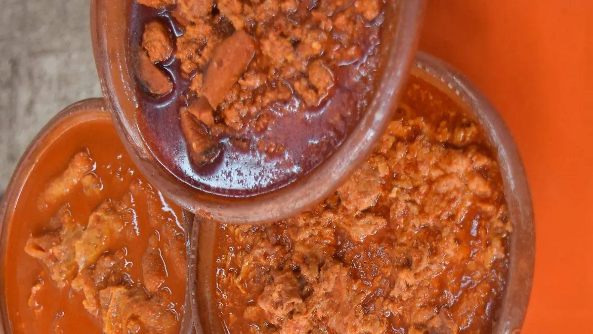 F CARMONA YOLIS POZOLE 