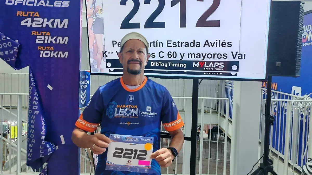 3 horas con 23 minutos y 55 segundos es la marca que tuvo en el pasado Maratón de la Ciudad de México 2025.