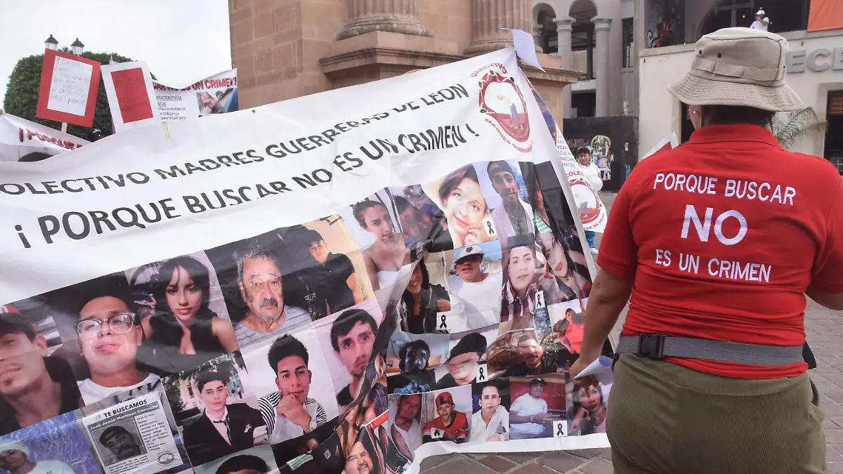 F CARMONA CONVOCARORIA PERSONAS BUSCADORAS LEON (4)