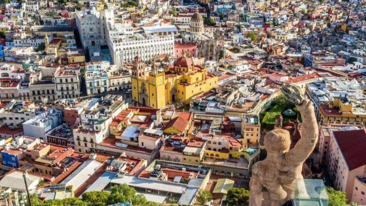 Guanajuato – ¡Cuidado! En la capital se hacen pasar por funcionarios públicos para robarte