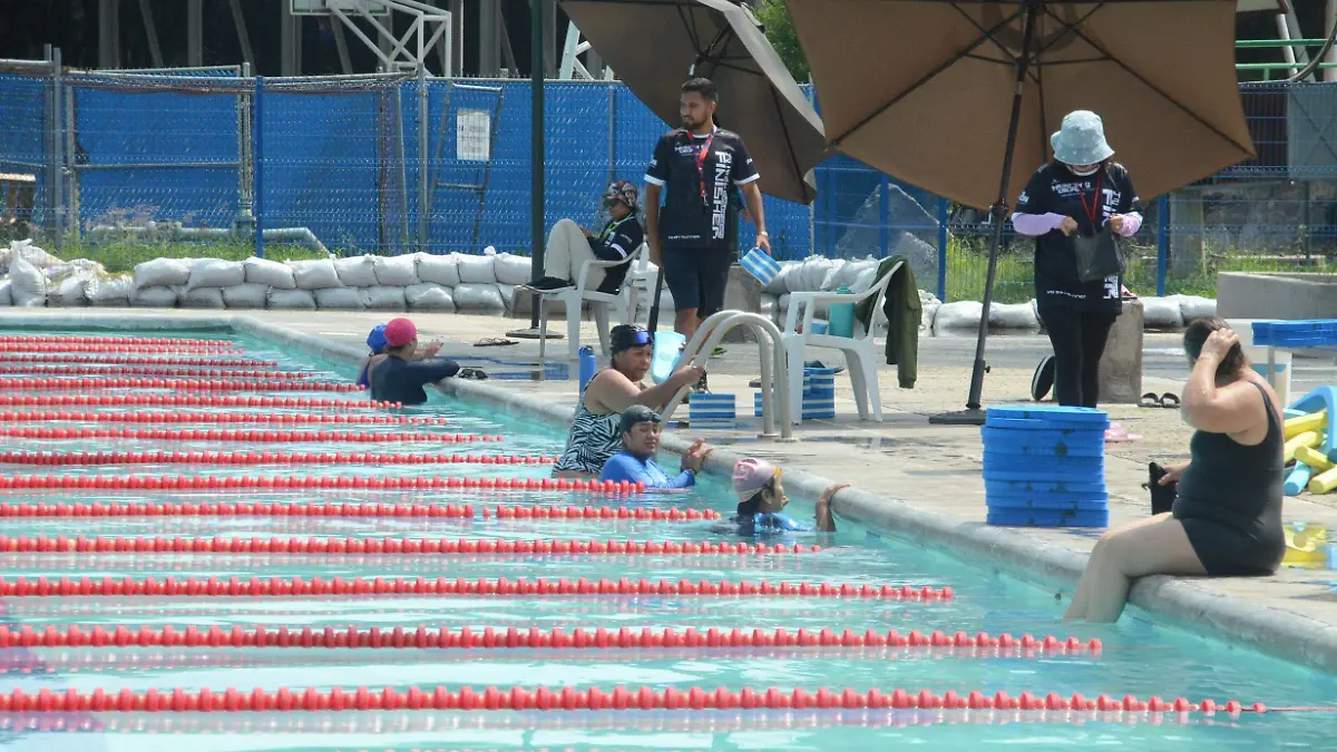 León invertirá 50 mdp en el Auditorio León 450 y prepara el techado de las albercas de la deportiva