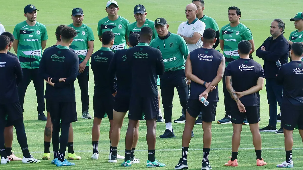 Nacho Ambriz regresa a Club León