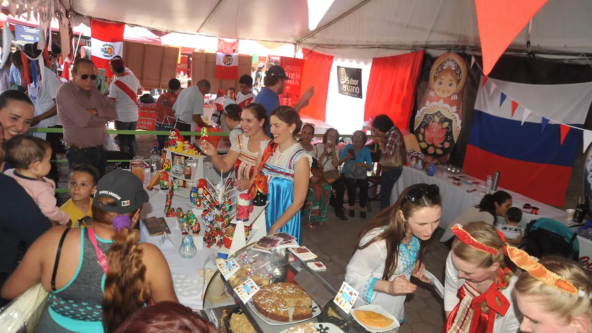 ROMERIA (6)