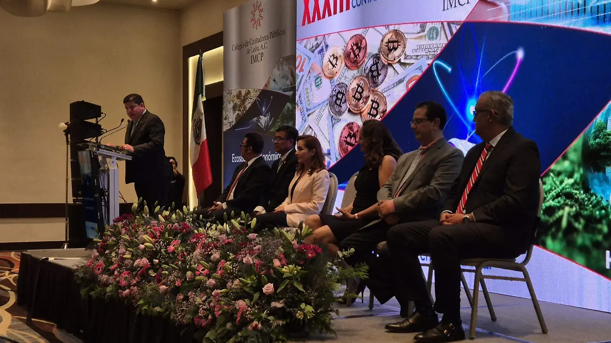 León impulsa la contaduría pública ante retos de ecosistemas económicos e inteligencia artificial