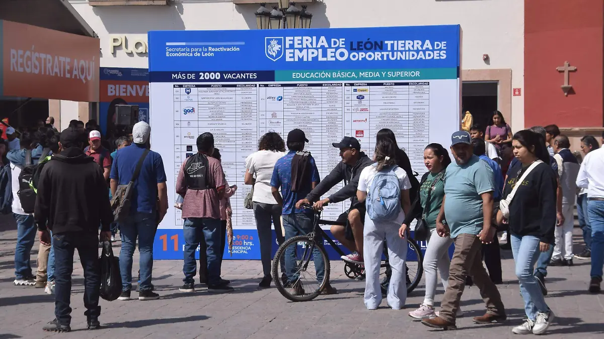 f carmona feria del empleo (5)