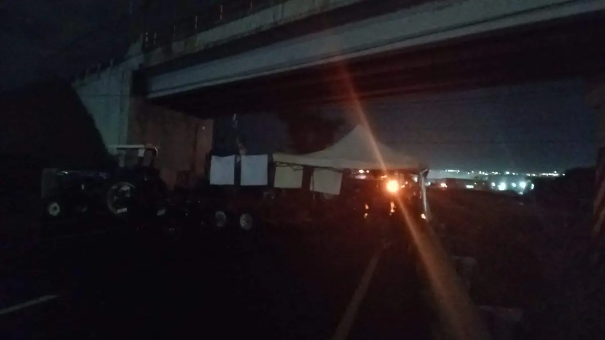 Carreteras en Guanajuato liberadas tras bloqueos de agricultores