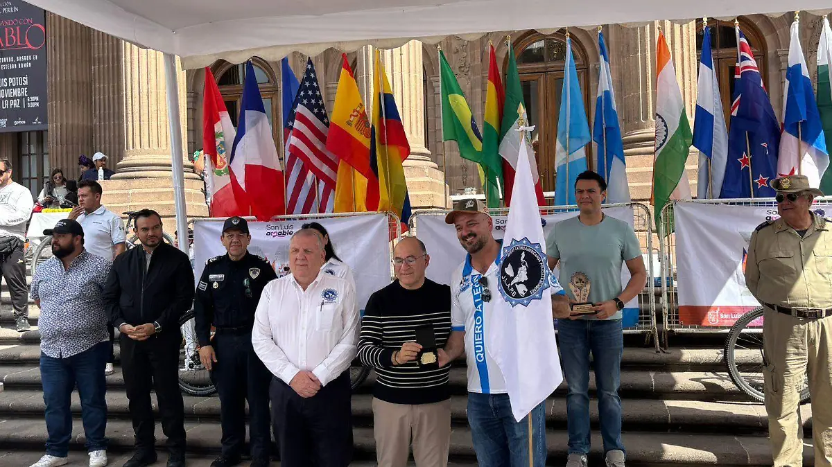 WhatsApp Image 2025-11-03 at 10.51.13 AM (1)