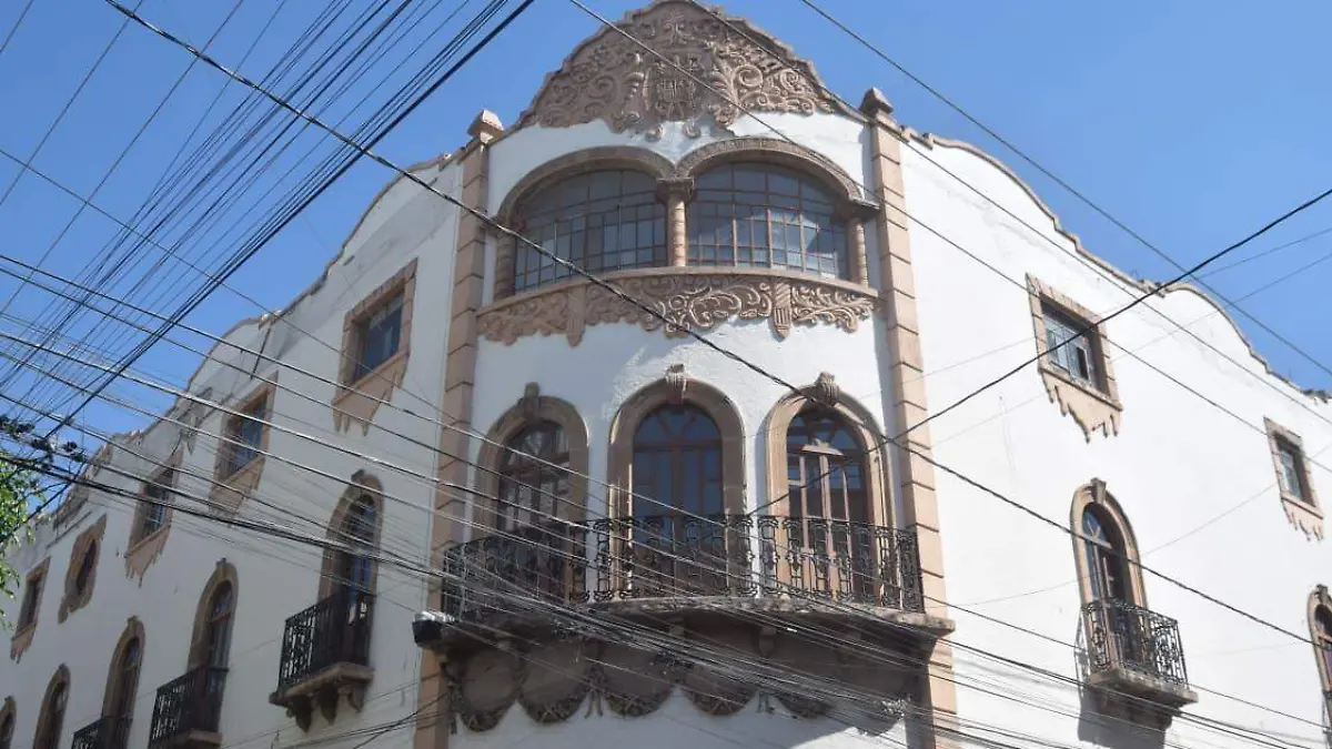 F CARMONA EDIFICIO ESPAÑAWhatsApp Image 2025-11-04 at 1.17.30 PM