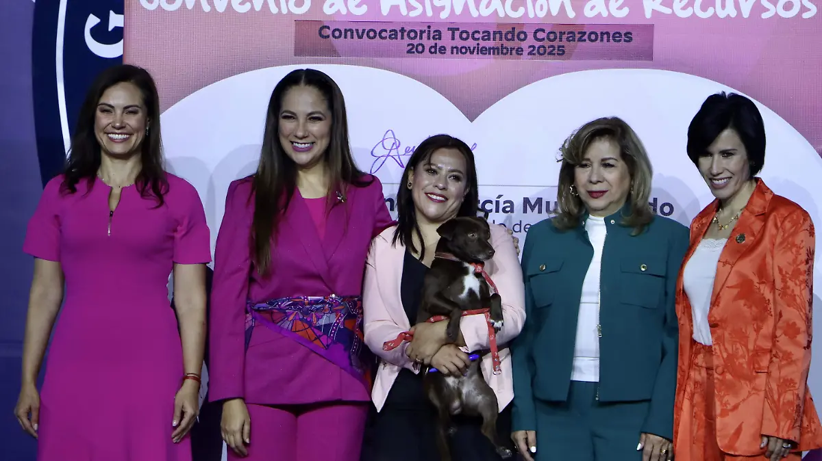 Entregan financiamiento para 89 proyectos con programa Tocando Corazones